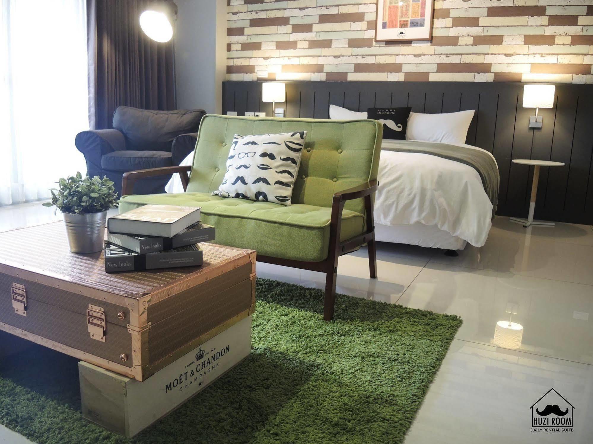 Huzi Room Tainan Exterior photo